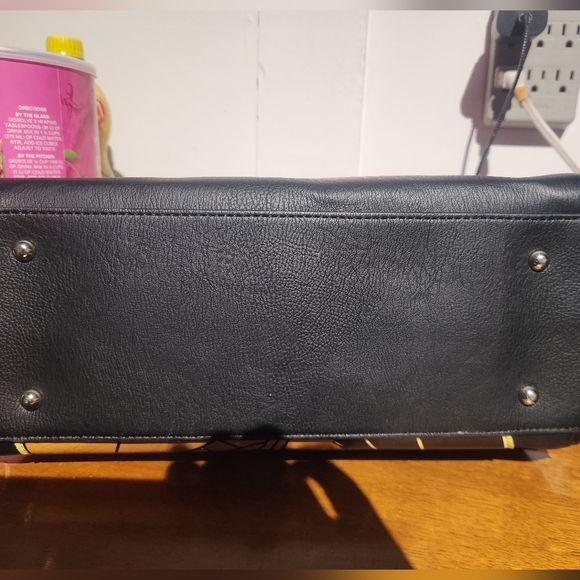 Loungefly - Picture 2 of 3